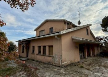 Facciata - Villa via Roma, 79, Ronco Biellese - foto 17