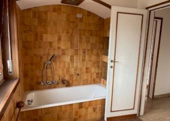 Bagno - Villa via Roma, 79, Ronco Biellese - foto 48