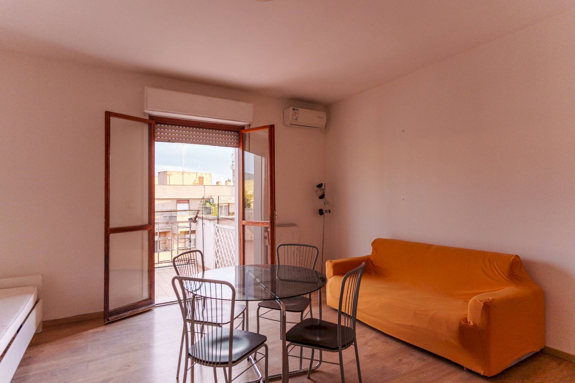 Foto 3 - Trilocale Via Monte Rosa
 
3, Foligno - foto 3