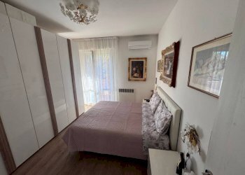 Camera da letto - Quadrilocale via 2 Giugno, 1, Calderara di Reno - foto 19