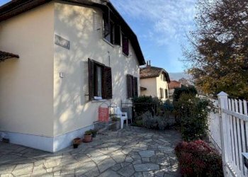 Cortile interno - Villa piazza della Pace, 3, Villar Perosa - foto 26