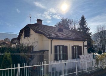 Facciata - Villa piazza della Pace, 3, Villar Perosa - foto 31