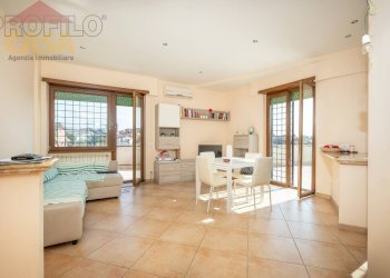 Foto 1 - Trilocale Via Ugo Foscolo, Fonte Nuova - foto 1