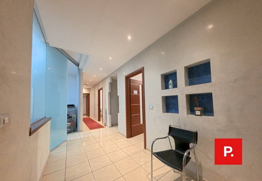 Foto 1 - Office corso Giannone
 
168, Caserta - photo 1