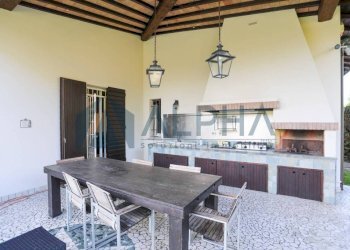 Veranda - Villa via Maccalone, Ravenna (neighborhood Camerlona) - photo 17