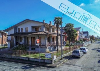 Villa Via Cesare Bollea 2, Bricherasio - photo 2