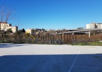 POSTO AUTO - Trilocale Calata Capodichino, Napoli - foto 17