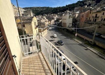 WhatsApp Image 2025-11-18 at 17.47.24 (1).jpeg - Porzione di casa VIA SBALZO, Modica - foto 2