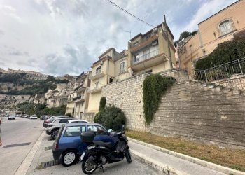 WhatsApp Image 2025-11-18 at 17.47.27 (3).jpeg - Porzione di casa VIA SBALZO, Modica - foto 10