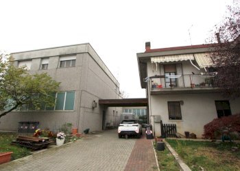 IMG_8437.jpg - Capannone Via Provinciale Est, Valsamoggia - foto 1