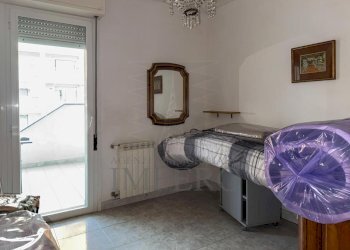 camera - Bilocale Via Sottoconvento 51, Ventimiglia - foto 13