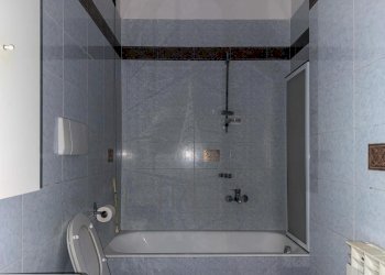 bagno - Bilocale Via Sottoconvento 51, Ventimiglia - foto 14