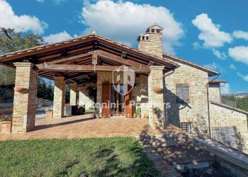 casale i colombi 34.jpg - Casale Frazione Crocefisso, Todi - foto 2