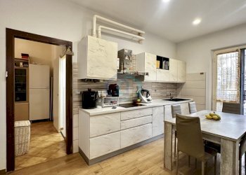 soggiorno - Quadrilocale Via Filippo Turati 11, Savona - foto 4