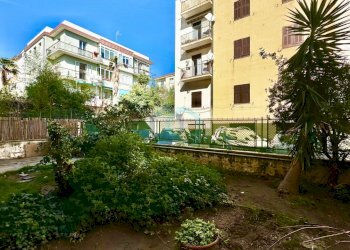 giardino - Quadrilocale Via Filippo Turati 11, Savona - foto 11