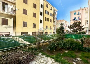 giardino - Quadrilocale Via Filippo Turati 11, Savona - foto 13