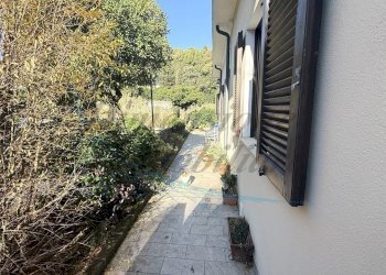 photo_27_2025-11-18_23-29-09.jpg - Villa Via Vecchia Aurelia, Rosignano Marittimo - foto 4