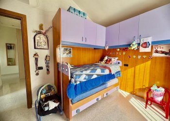 8.jpeg - Villa Via Ponchielli 11, Guidonia Montecelio - foto 12