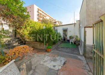 Via Re Martino 212 ct (47).jpg - Villa Via Re Martino 212, Catania - foto 27