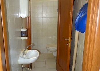 bagno e antibagno - Appartamento Ostra - foto 28