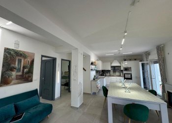 1ad1ec27-ff05-4b06-9a11-a6181b800b53.jpg - Quadrilocale via bernardino d'ucria, Palermo - foto 3