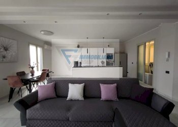 Appartamento Via Ippolito Nievo, Siracusa - foto 8