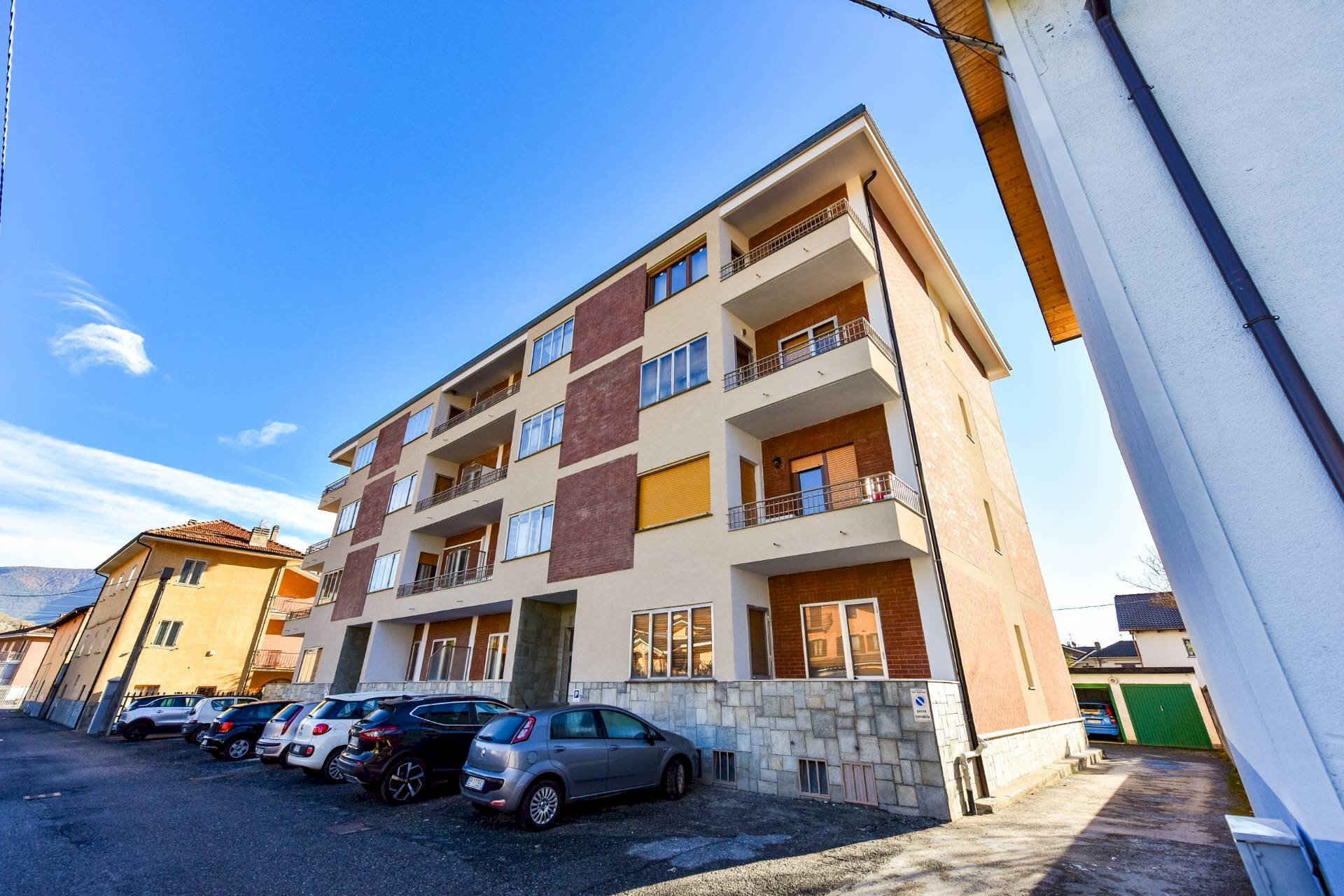 Apartment Sant'Ambrogio di Torino - photo 1