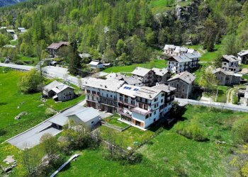 Commercial Premises Ceresole Reale - photo 1
