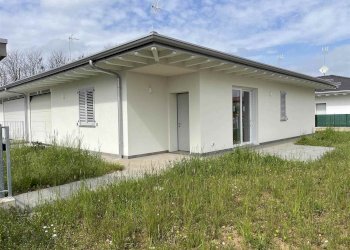 Semi-detached Villa Treviglio - photo 1