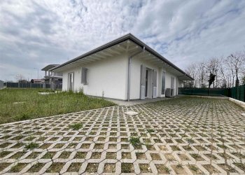 Semi-detached Villa Treviglio - photo 33