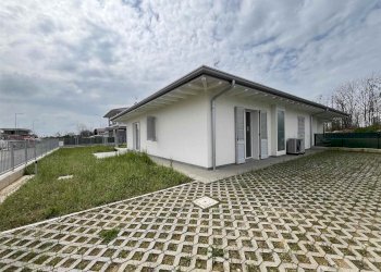 Semi-detached Villa Treviglio - photo 56