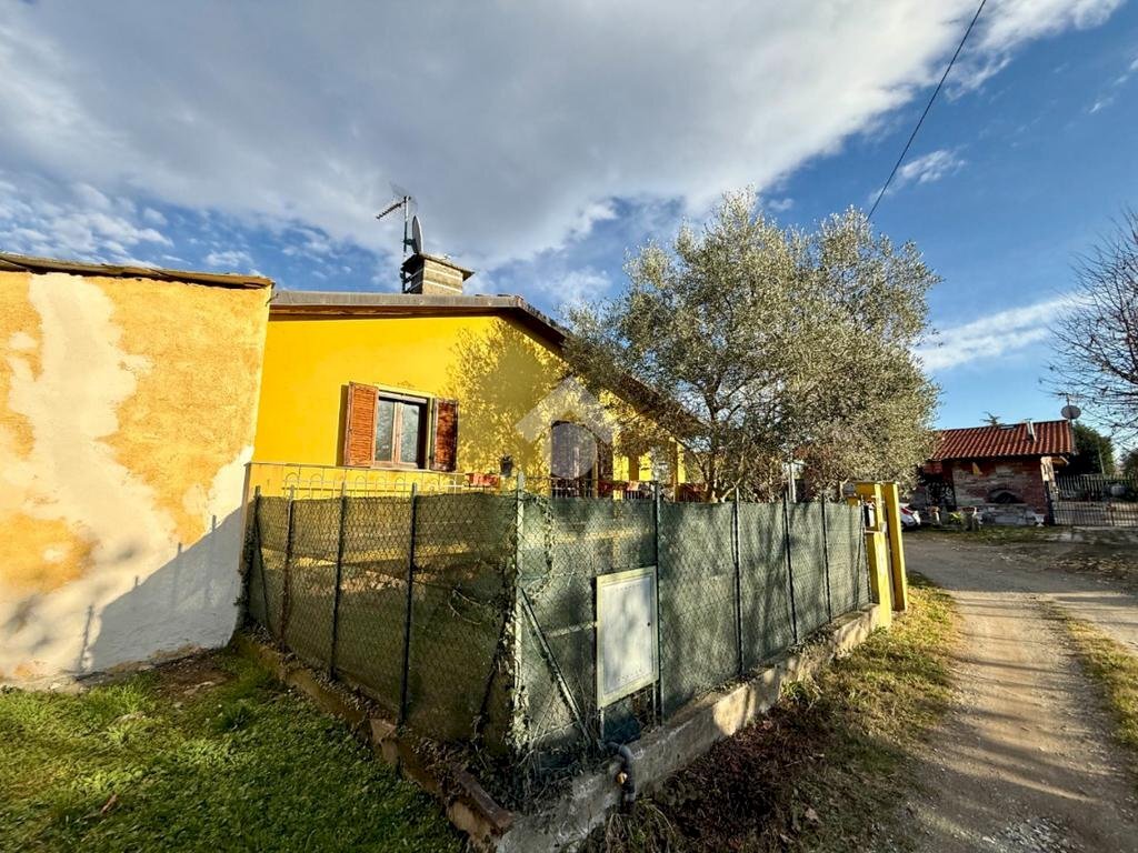 Casa semi indipendente Stradale Torre Pellice, Bricherasio - foto 2