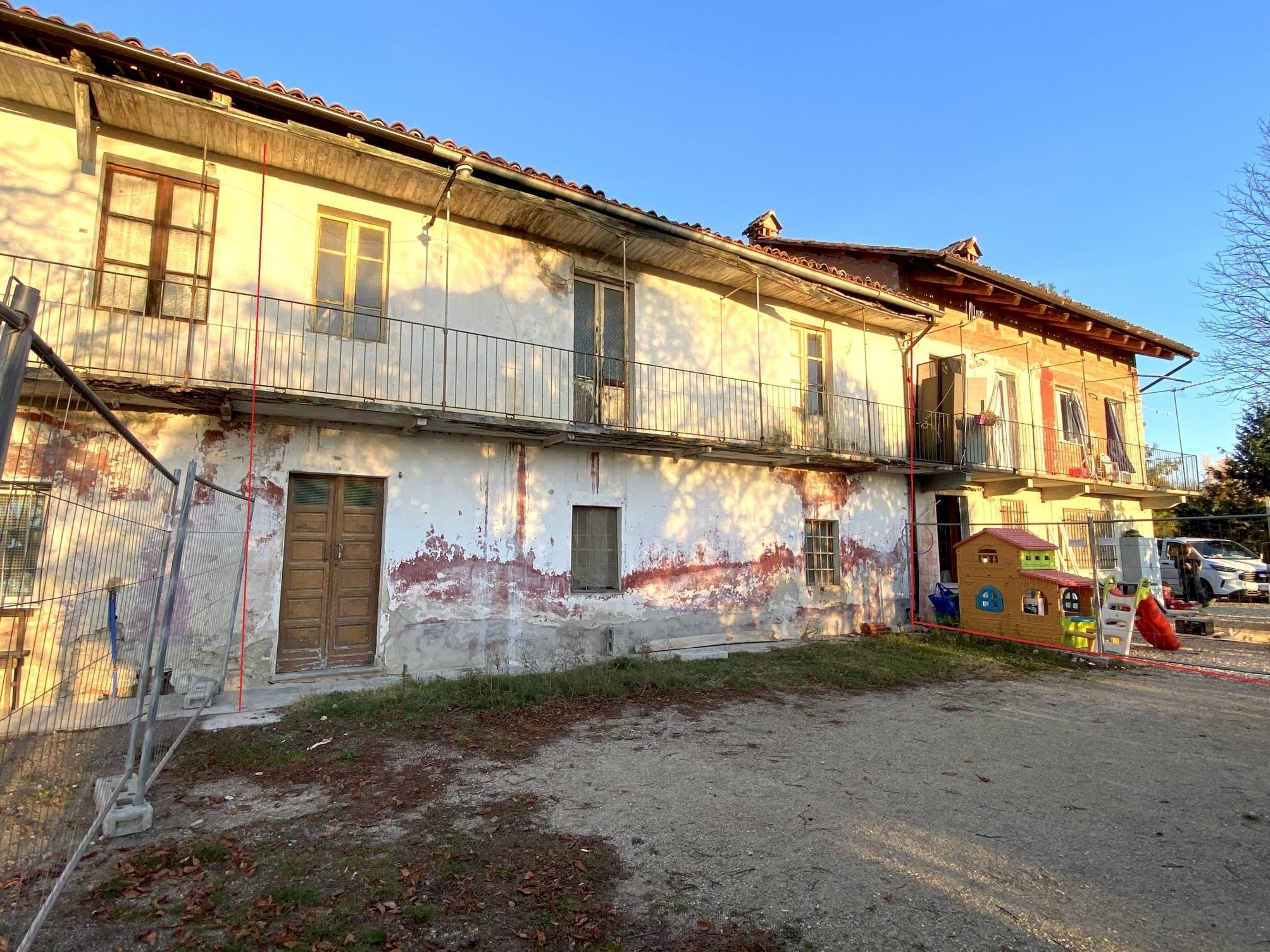 Rustic Alba - photo 1