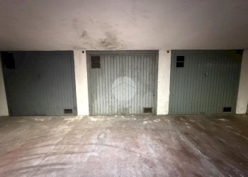 Box Via Chabod, Ivrea - foto 3