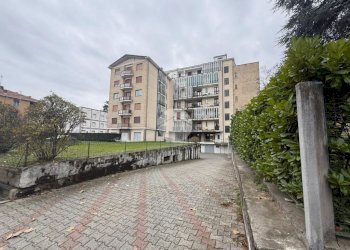 Box Via Chabod, Ivrea - foto 5