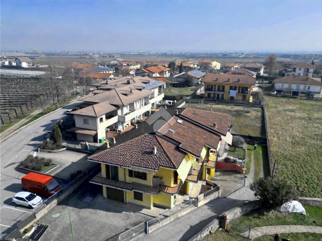 Bilocale Via Envie, Revello - foto 1