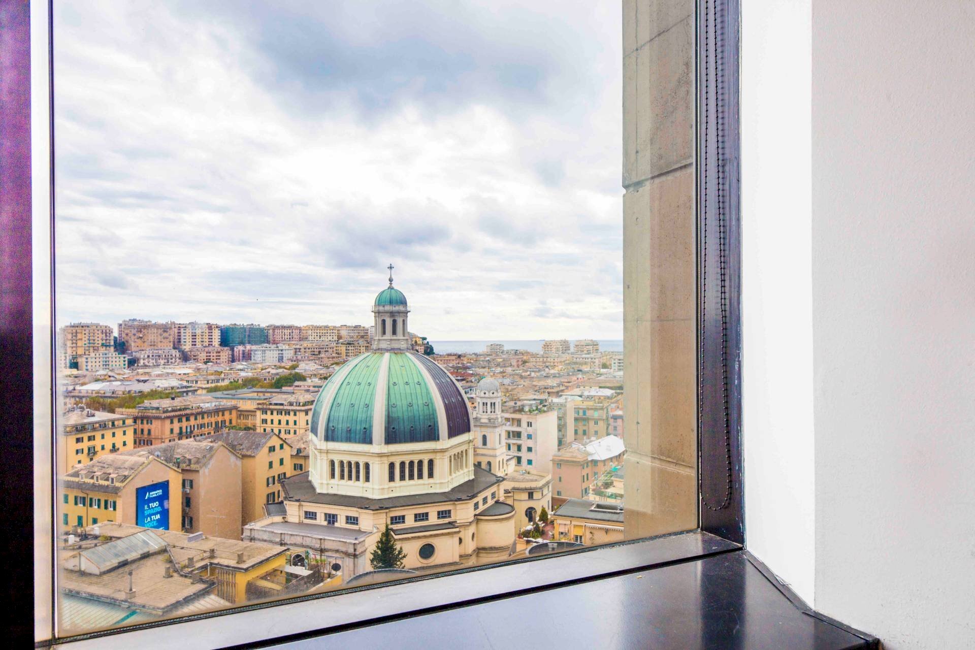 Foto 1 - Office Piazza Borgo Pila
 
5, Genova - photo 1