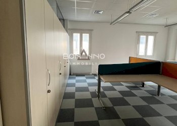 Foto 14 - Office Via Del Lavoro
 
16, Vedelago - photo 14