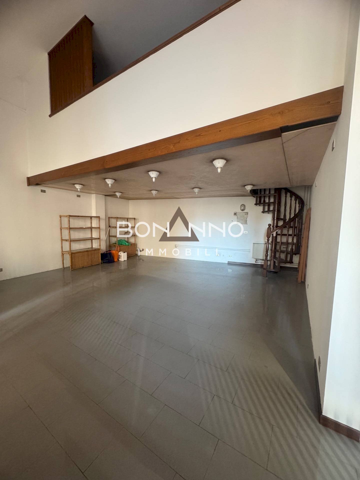 Foto 1 - Commercial Premises Corso XXIX APRILE, Castelfranco Veneto - photo 1