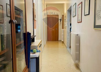 Hall / corridoio - Trilocale Via Carulli
 
54, Bari - foto 8