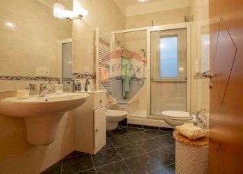 Bagno - Terraced Villa Viale Della Repubblica
 
17, Valenzano - photo 17