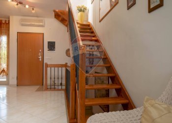 Scale - Terraced Villa Viale Della Repubblica
 
17, Valenzano - photo 21