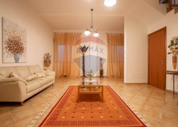 Soggiorno - Terraced Villa Viale Della Repubblica
 
17, Valenzano - photo 26