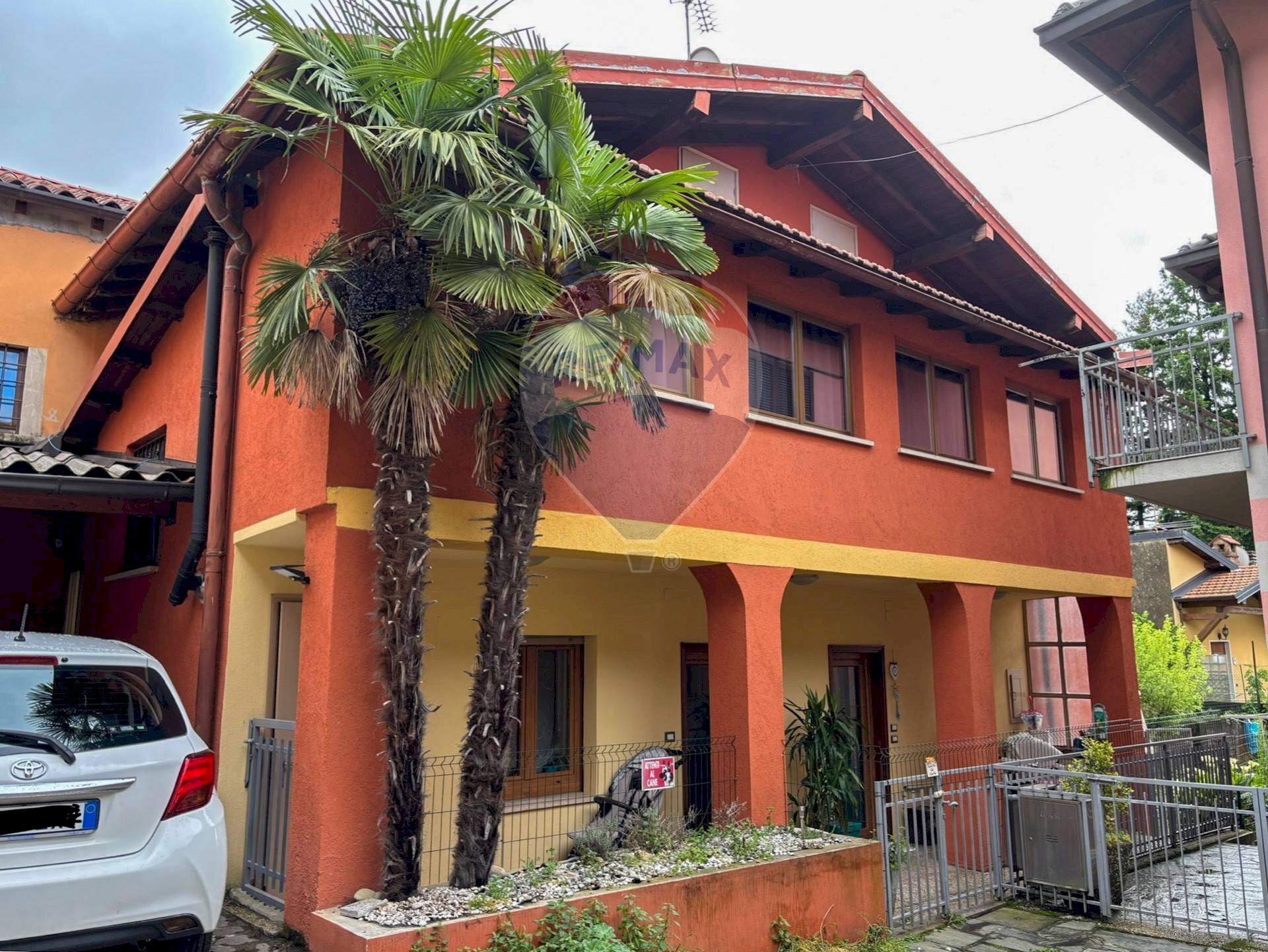 Casa all\'aperto - Casa semi indipendente Vicolo Piatti
 
10, Viggiù - foto 2