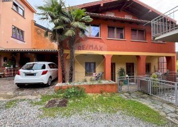 Casa all\'aperto - Casa semi indipendente Vicolo Piatti
 
10, Viggiù - foto 3