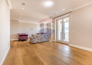 Soggiorno - Quadrilocale Via Salvatore Quasimodo
 
40, Roma - foto 9