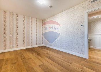 Stanza vuota - Quadrilocale Via Salvatore Quasimodo
 
40, Roma - foto 18