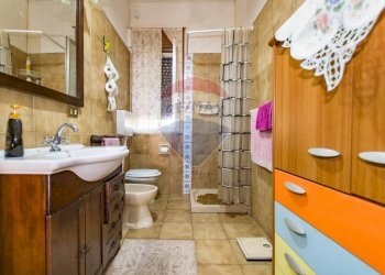 Bagno - Villa Via tre canali
 
38, Monreale - foto 11
