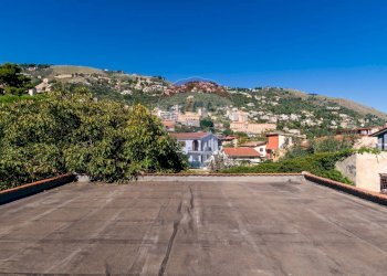 Vista delle montagne - Villa Via tre canali
 
38, Monreale - foto 16