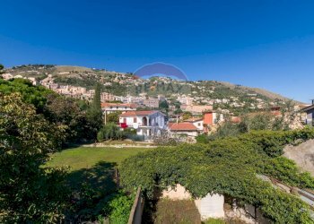 Edificio all\'aperto - Villa Via tre canali
 
38, Monreale - foto 30